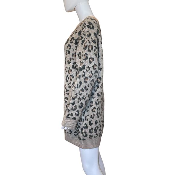 New ~ STEVE MADDEN ~ Animal Print Off-The-Shoulder Sweater Dress Size M FALL - Picture 4 of 7